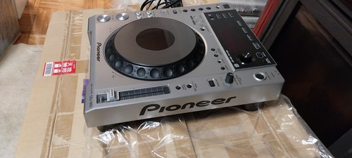 Multiplayer von pioneer model - von,