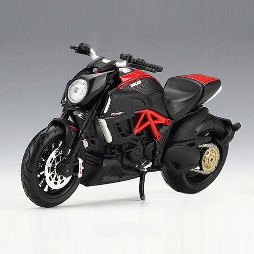 Ducati diavel carbon - 1:18,