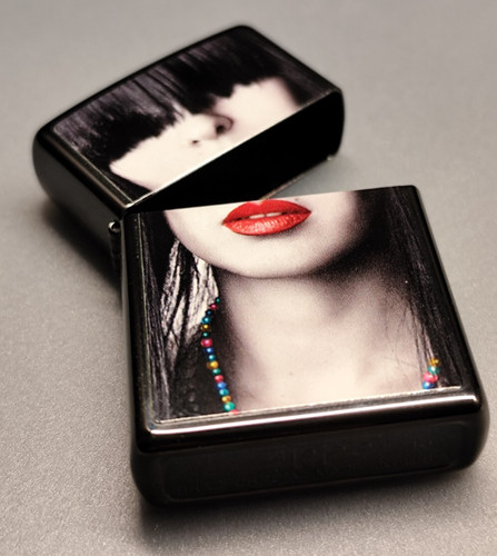 Zippo red lips woman - zippo,