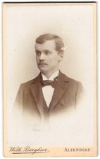 Fotografie Wilh. Bargheer, Altendorf, Porträt eines eleganten Herrn 