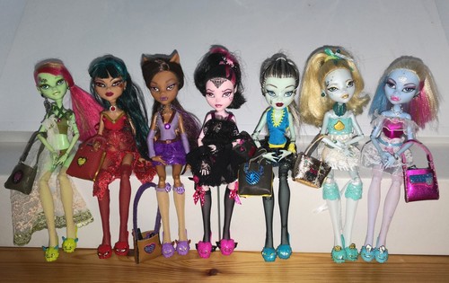Monster high puppe - je,