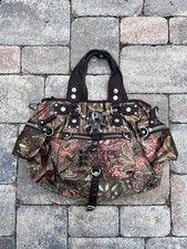 George Gina & Lucy Handtasche