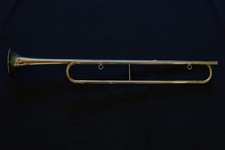 Es-Fanfare- lange Bauweise-