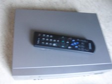 GRUNDIG GV 9000 SV Videorecorder VHS-Rekorder schwarz mit Fernbedienung