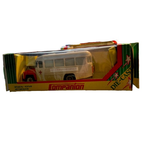 Russischer ambulanzbus - russischer,
