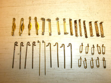Konvolut 35 alte Nadeln für