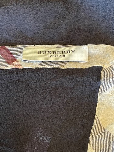Burberry 100 silk - burberry,