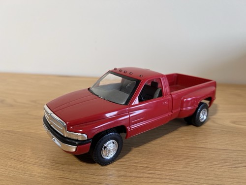 Amt ertl dodge ram - dodge, 2500
