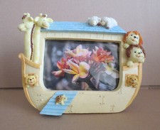 DEKO - 3 D  Kinder Bilderrahmen Arche Noah für 10 x 14 cm Bilder