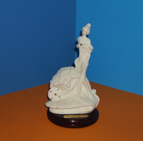 Armani figur lady frau mit - g.,