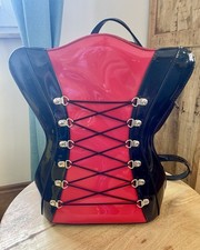 Lackleder gothic Rucksack