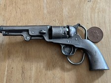 Bergamotte Gürtelschnalle O-156 Revolver Buckle Gun Buckle USA 1979 Größe ~ 120x55mm GC