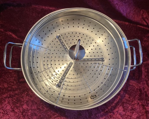 Umfangreicher wok von fissler - umfangreicher,