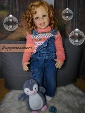 Monika Levenig – Vicky -