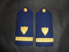 Paar US Küstenwache Fähnrich