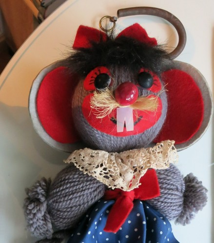 Schwingfigur hüpffigur maus - hüpffigur,