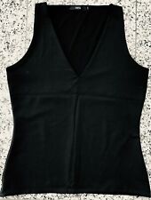 zwei schwarze ärmellose T-Shirts T-Shirt Gr. 36 M von zero und S.Oliver  