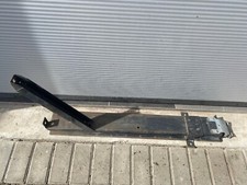 VW T5 T6 DOKA HALTERUNG Halter Träger GURT MITTE HINTEN 7j7857761A