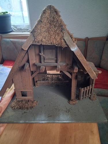 ältere krippe holz handarbeit - krippe,