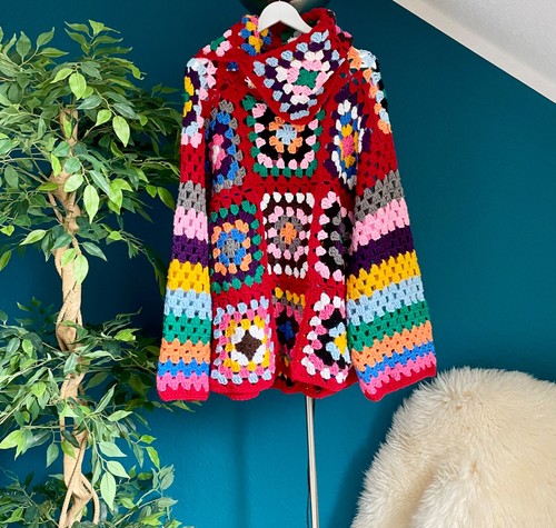 Handgehäkelter granny square - handgehäkelter,
