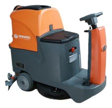 Aufsitz - Scheuersaugmaschine