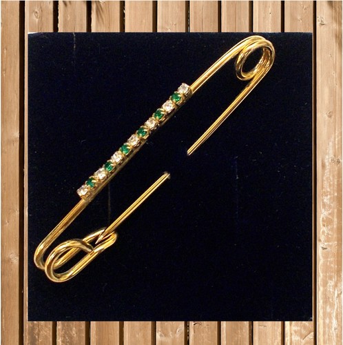 Plastron nadelmit strass - plastron-nadelmit,