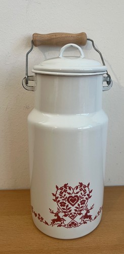 Milchkanne mit deckel und - milchkanne,