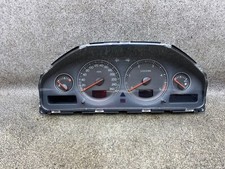 Kombiinstrument 30746102 Tacho 267T Volvo V70 II 2.4 D Facelift 08.1878.025