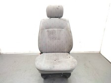 701881375C LINKER VORDERSITZ /