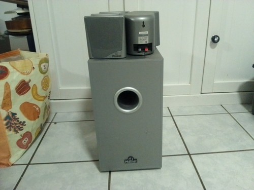 Subwoofer magnat - subwoofer,