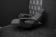 DFM Drehsessel Cluster Medium Stoff Regain Anthrazit mit Elektrischer Fuß 