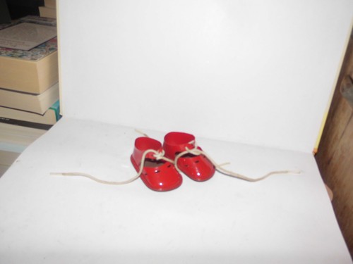 Alte lack schuhe puppe - alte, lack-schuhe-puppe