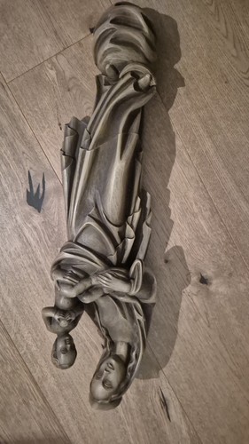 Handgeschnitzte holzfigur - handgeschnitzte,