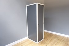 Kleiderschrank  Flötotto