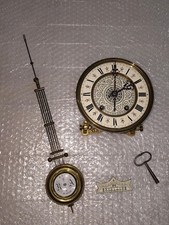 Alte wanduhr uhrwerk - wanduhr,