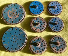 Märklin Metallbaukasten - 6 x kleine blaues Rad, 2 x großes - alle mit Zahnkranz