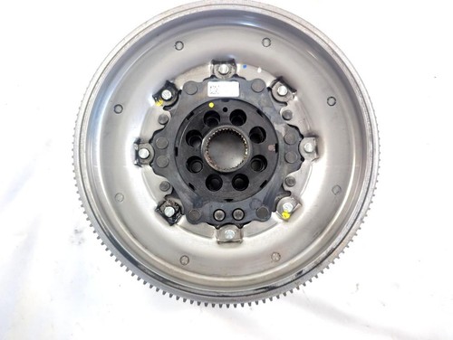 05l105266j flywheel mit - 05l105266j,