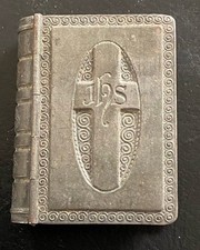 antike Dose Schachtel Etui für Rosenkranz Buchform IHS