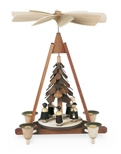 Tischpyramide mit kerzen - tischpyramide,