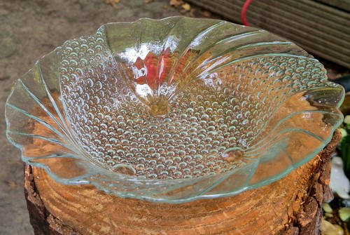 Glas schale mit wellenrand - mit,