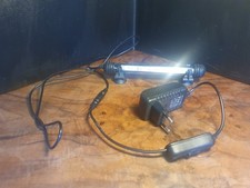 Terrarium/Vitrine Saugnapf-LED-Lichtleiste. 1,5 m langes Kabel. Funktioniert gut