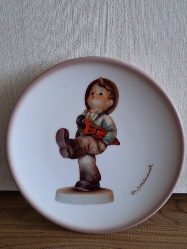 Hummel - m.j.,