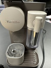 De'Longhi Nespresso Lattissima