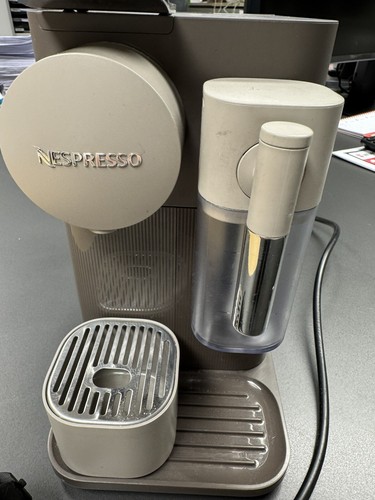 Longhi nespresso lattissima - de'longhi,