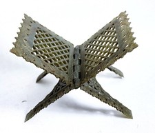 Feiner antiker Koranständer