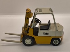 YALE ETN FORK LIFT