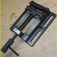 Bohrmaschinen Schraubstock mit Prismenbacken Backenbreite 125mm Spannweite 120mm