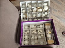 Weihnachtskugeln plus Spitze / 58 Teile 