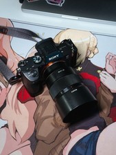 Sony FE 85mm f/1.8 Objektiv E-Mount SEL85F18 Vollformat