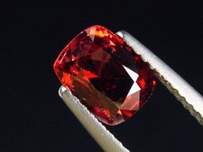 Roter Spinell 1,74 Ct